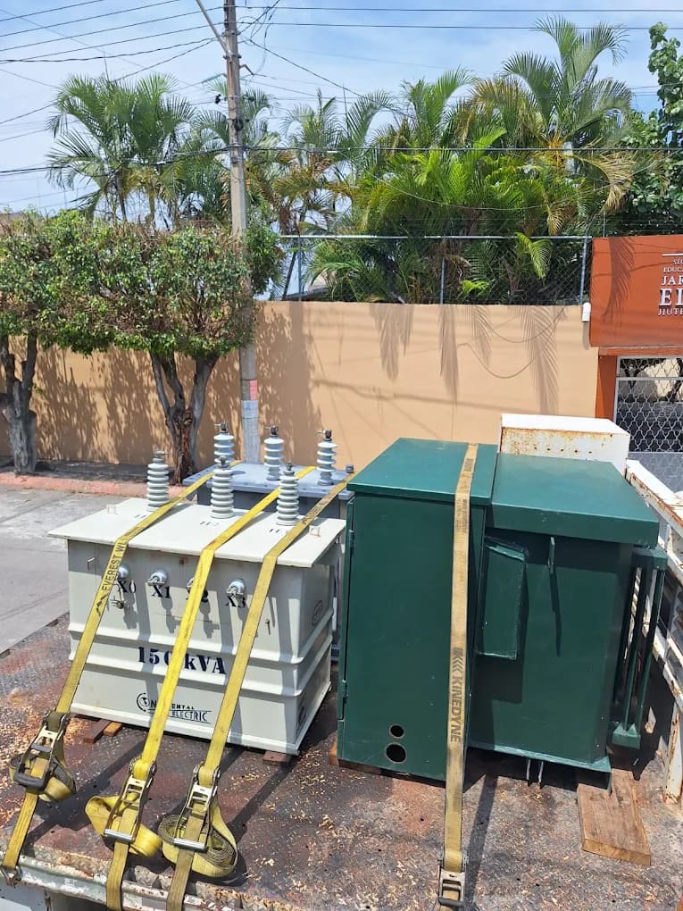 Venta de Transformadores Tipo Poste y Pedestal Usados